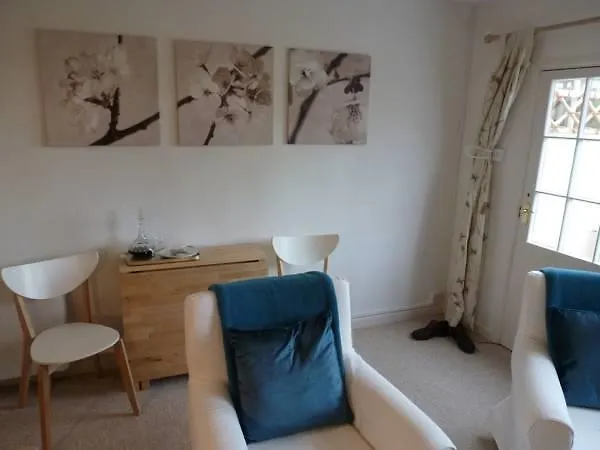 Brooks' View - Romantic Cottage Escape With Picturesque Riverside Gardens In Bath